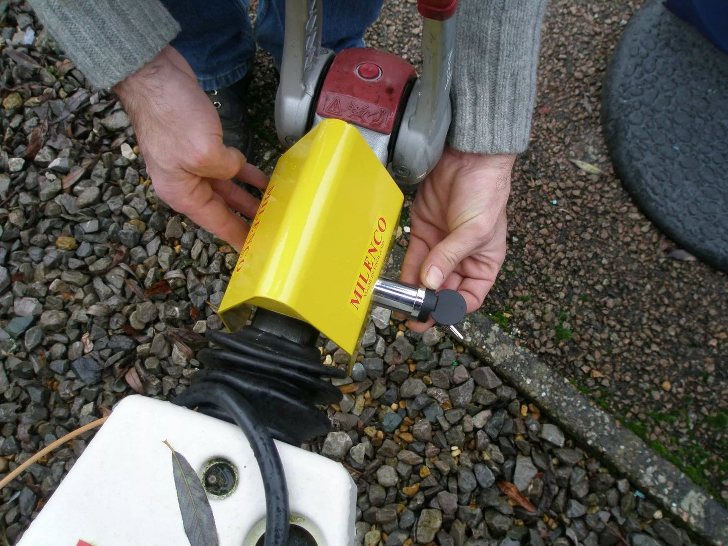 Milenco Lightweight Hitch Lock